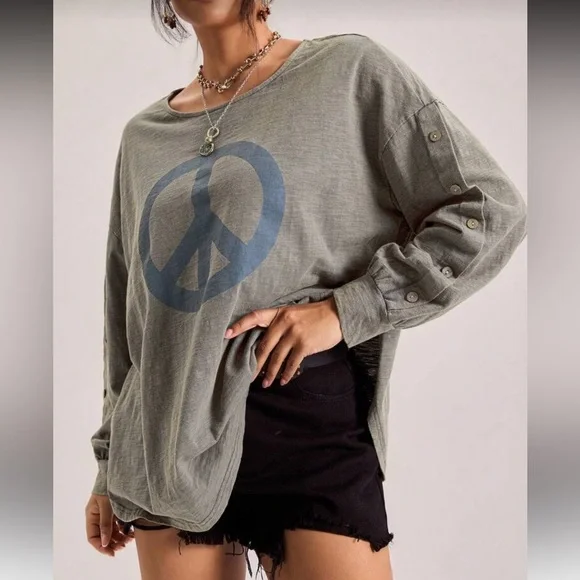 ☮️ PLUS Cotton Tee ☮️ - Picture 6 of 8